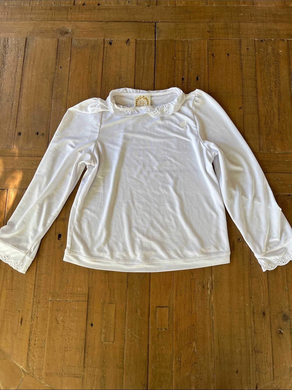 The Beaufort bonnet company white eyelet trim long sleeve rash guard 6 years